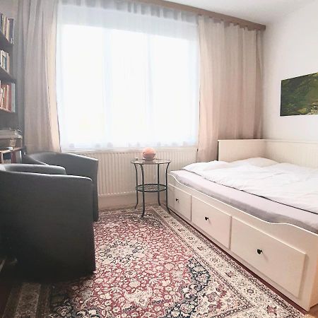 Bedroom@Home Rohrbach-Berg ภายนอก รูปภาพ