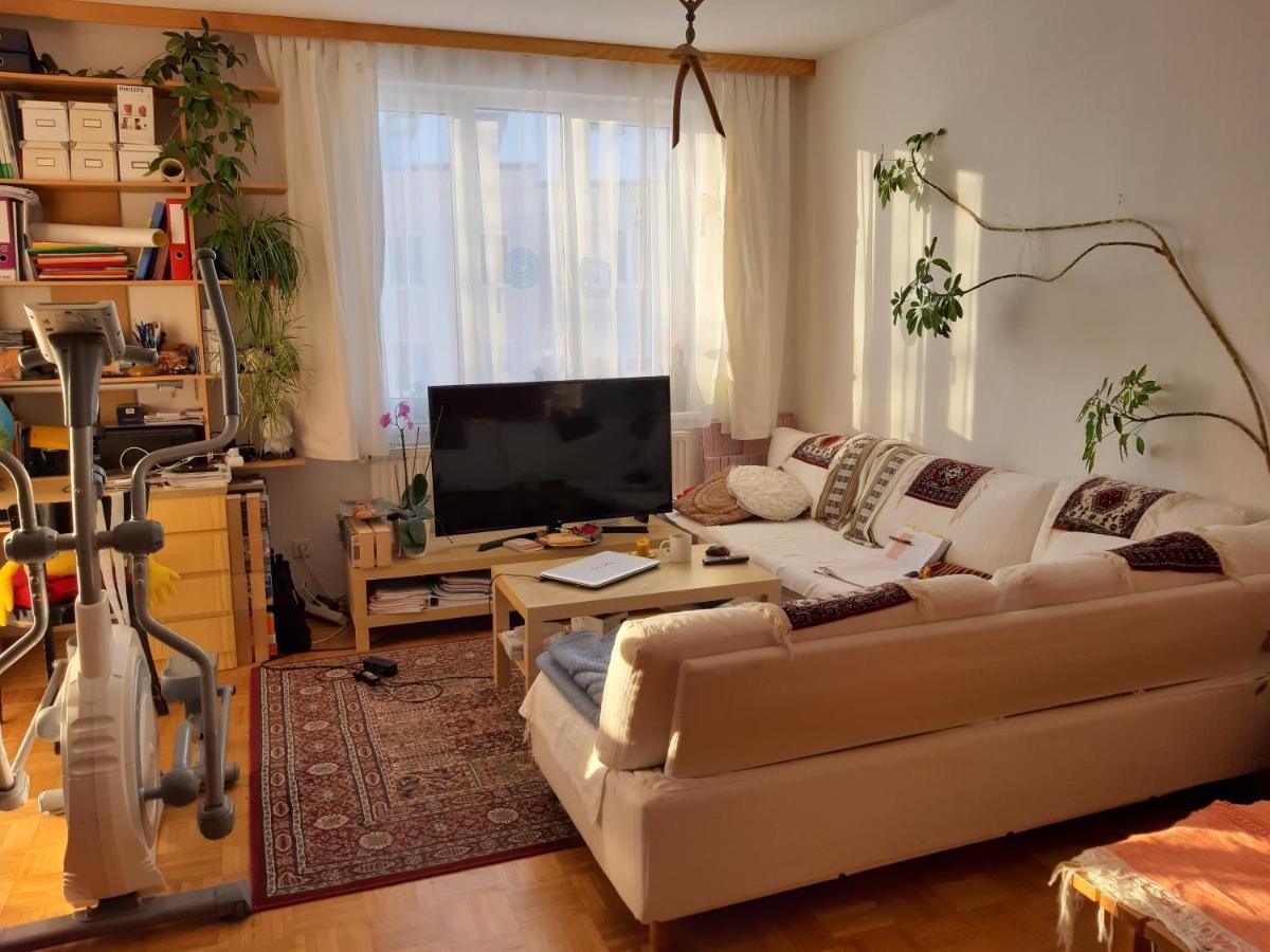 Bedroom@Home Rohrbach-Berg ภายนอก รูปภาพ